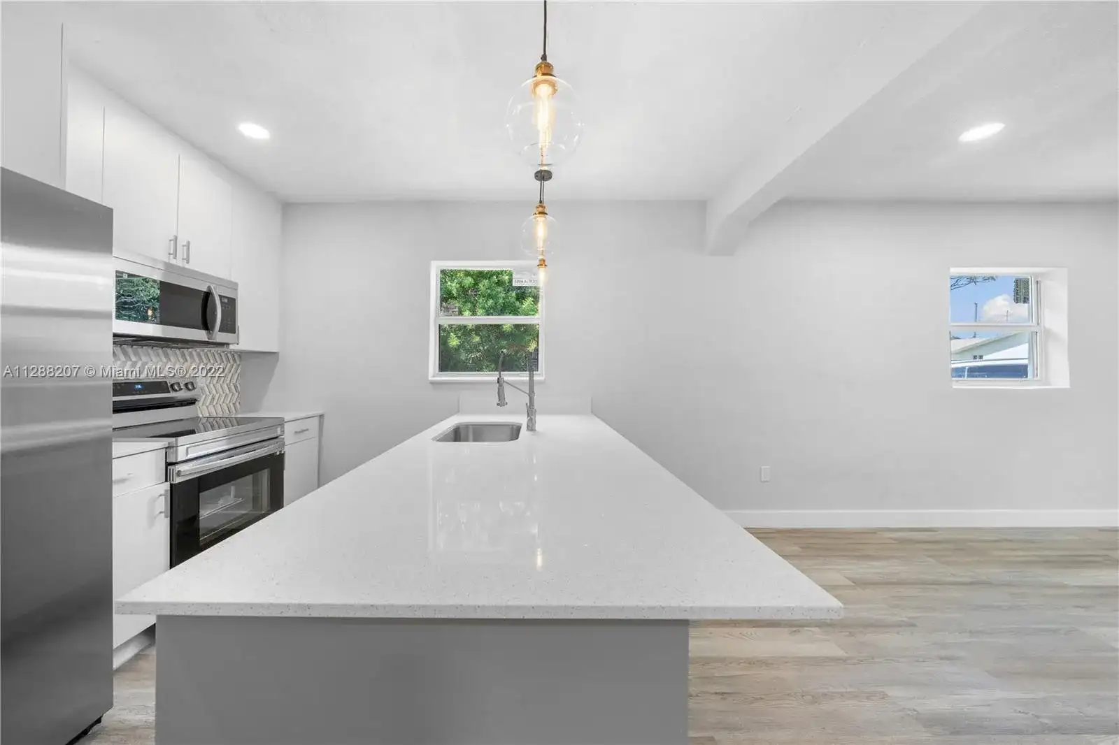 4622 SW 23rd St, West Park FL 33023 photo 3