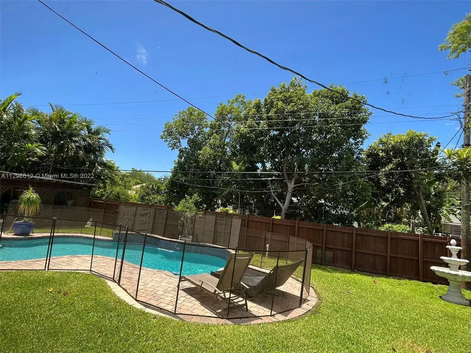 850 NE 182nd Ter, North Miami Beach FL 33162 photo 4