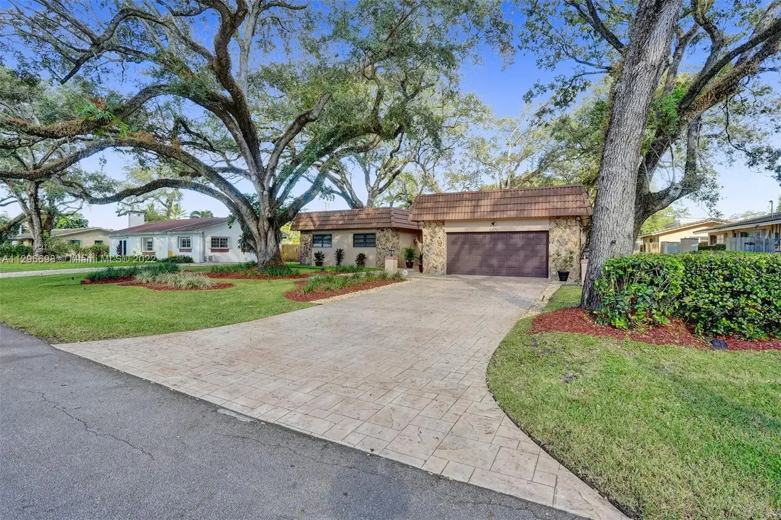 5870 SW 36th Ter, Dania Beach FL 33312 photo 5
