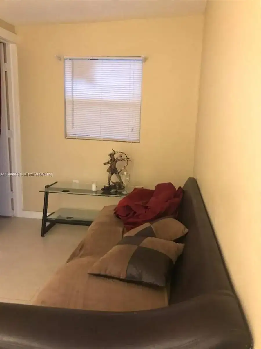 4610 SW 116th Ave, Miami FL 33165 photo 3