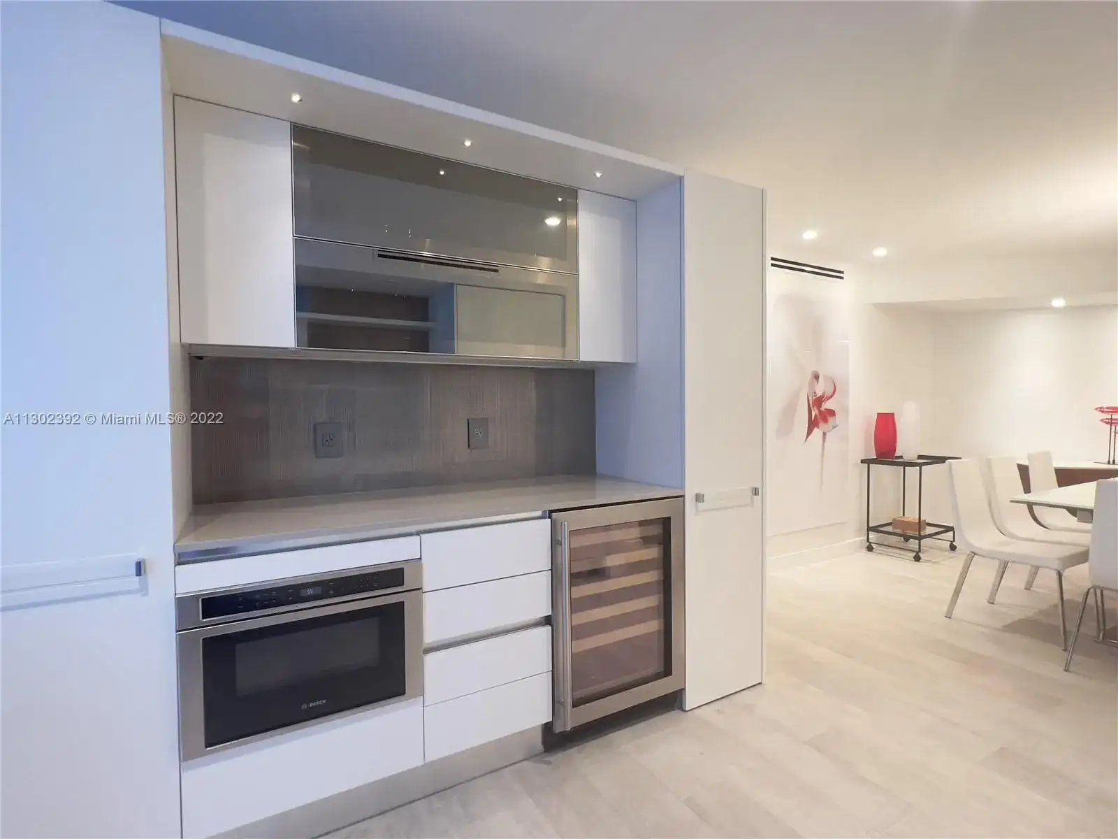 6301 Collins Ave # 3001, Miami Beach FL 33141 photo 4
