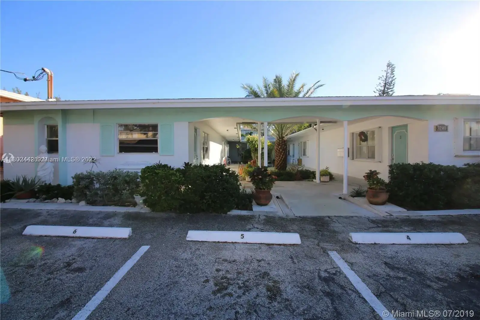 3240 NE 16th St # 7, Pompano Beach FL 33062 photo 2