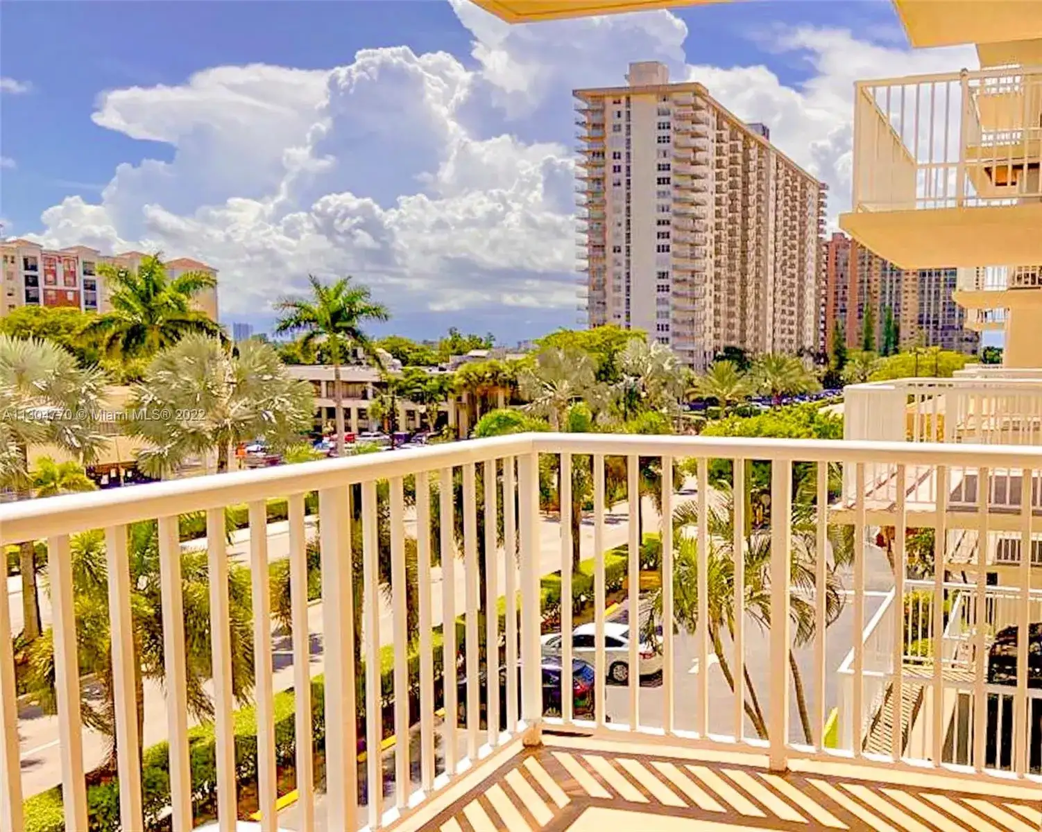 231 174th St # 4, Sunny Isles Beach FL 33160 photo 3