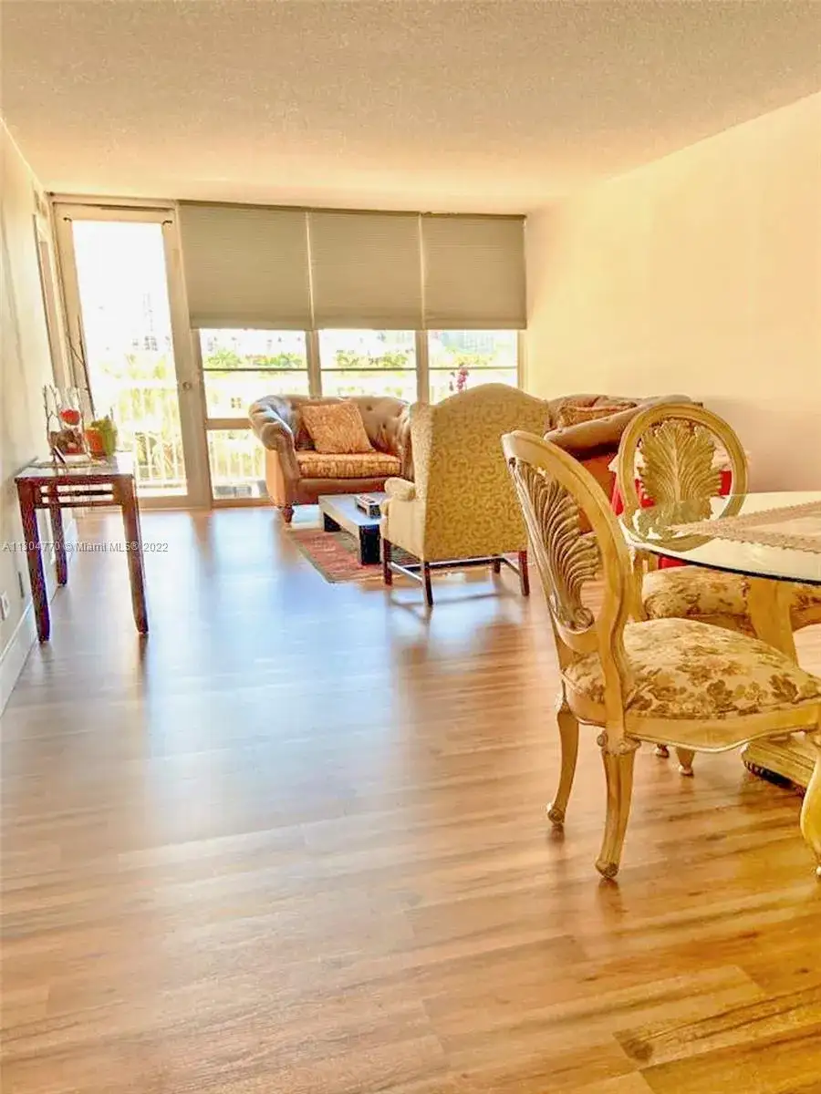231 174th St # 4, Sunny Isles Beach FL 33160 photo 5