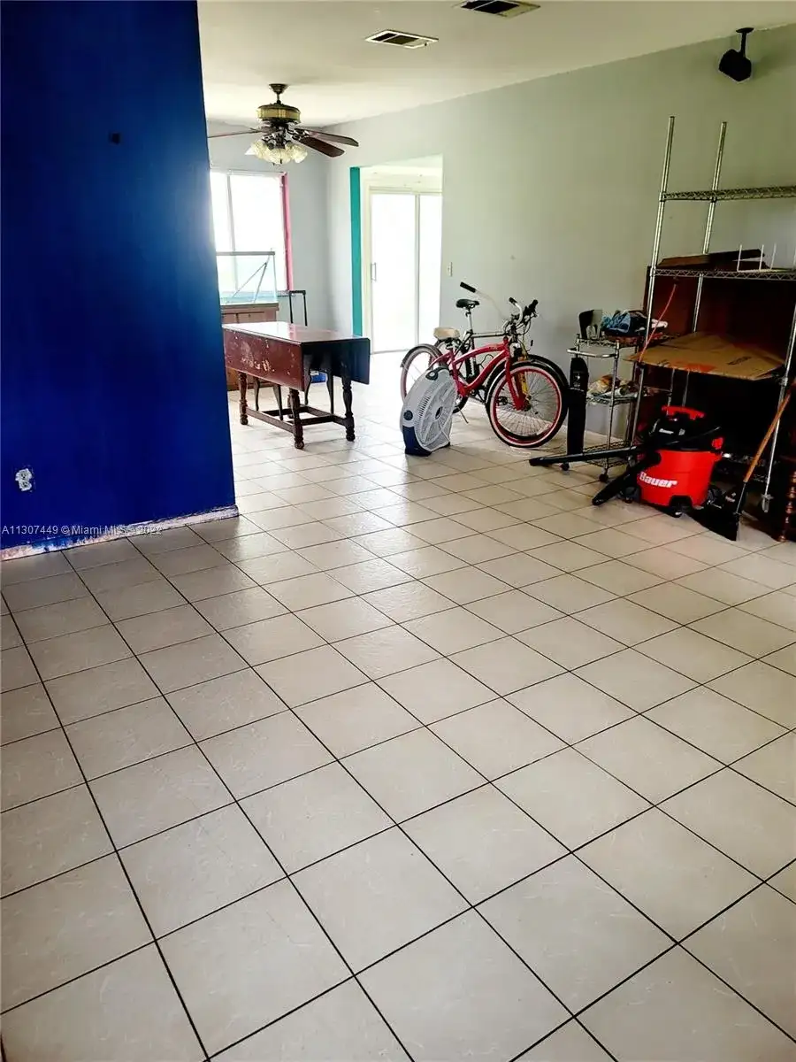 1618 SE Burning Ln, Port St. Lucie FL 34952 photo 4