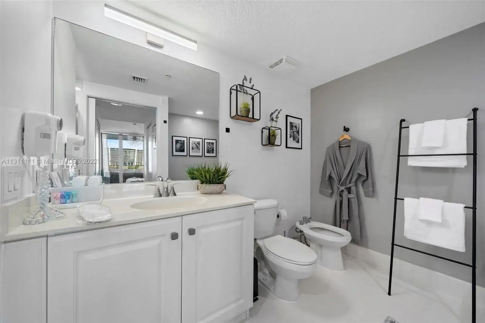 18100 N Bay Rd # 308, Sunny Isles Beach FL 33160 photo 4