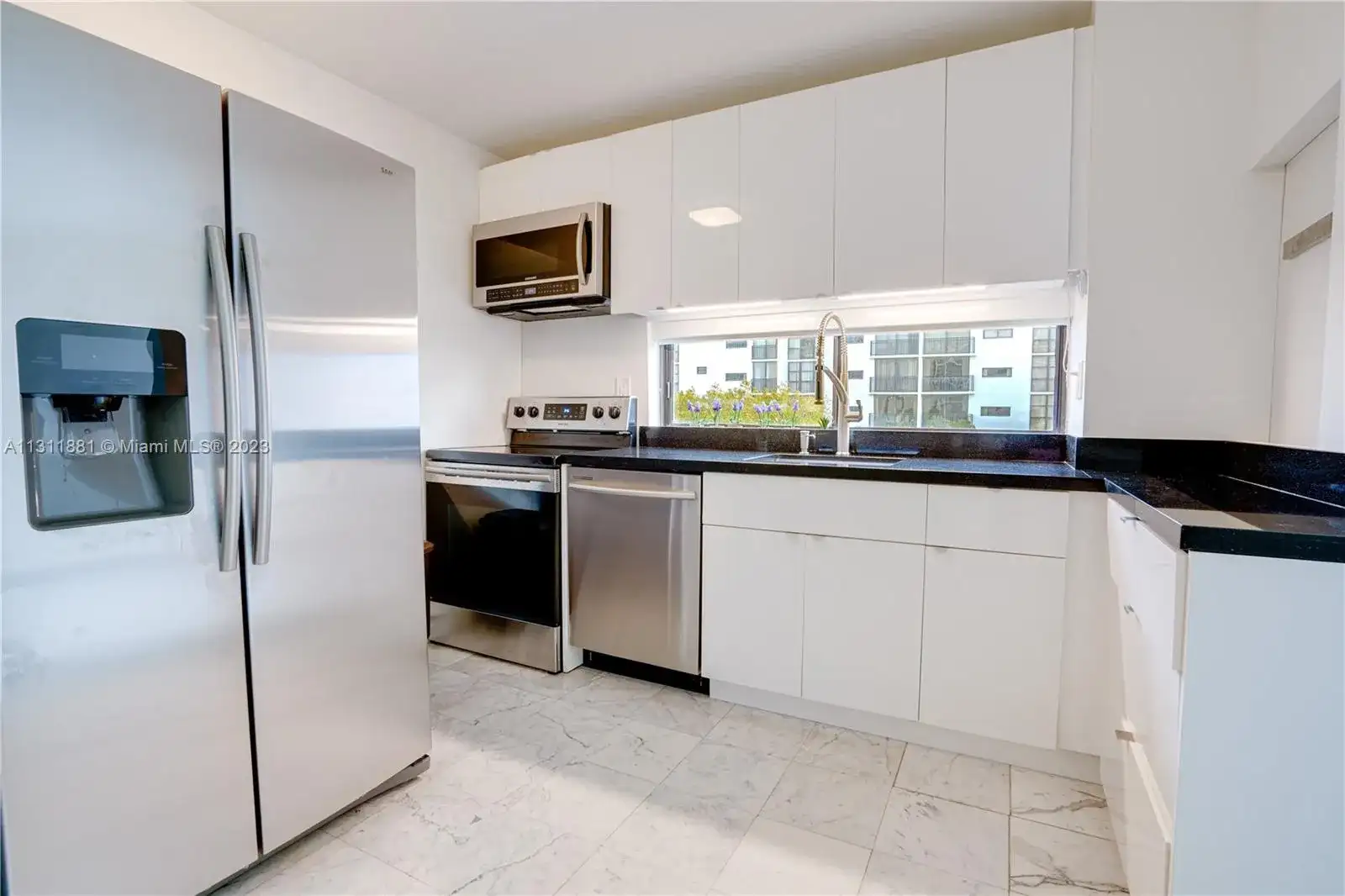 16919 N Bay Rd # 521, Sunny Isles Beach FL 33160 photo 5