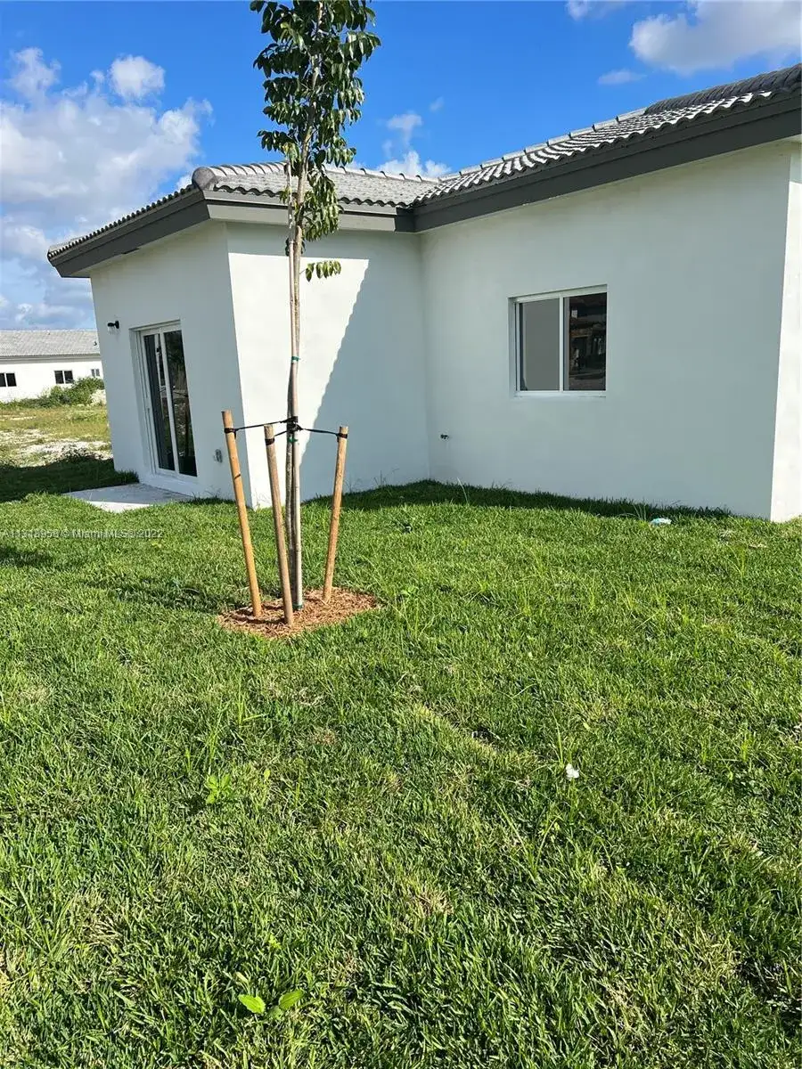 24062 SW 116th Ct, Homestead FL 33032 photo 4
