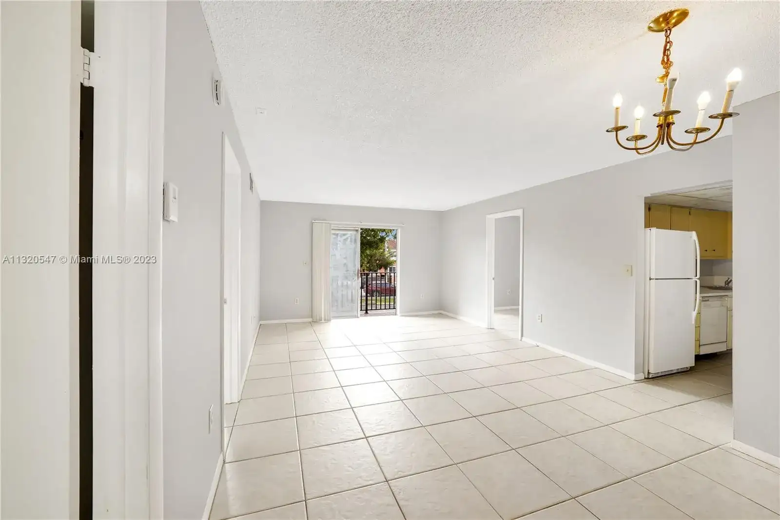 4705 NW 7th St # 7, Miami FL 33126 photo 3