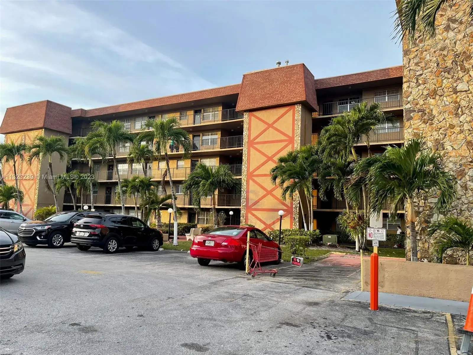 6575 W 4th Ave # 108, Hialeah FL 33012 photo 4