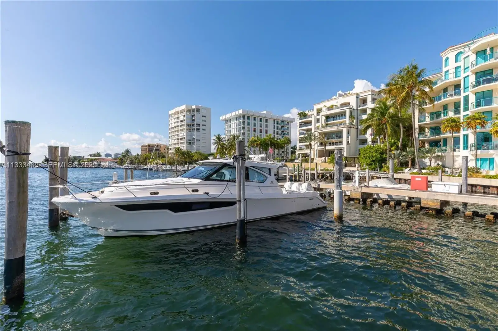1660 W Glencoe St # 302, Coconut Grove FL 33133 photo 4