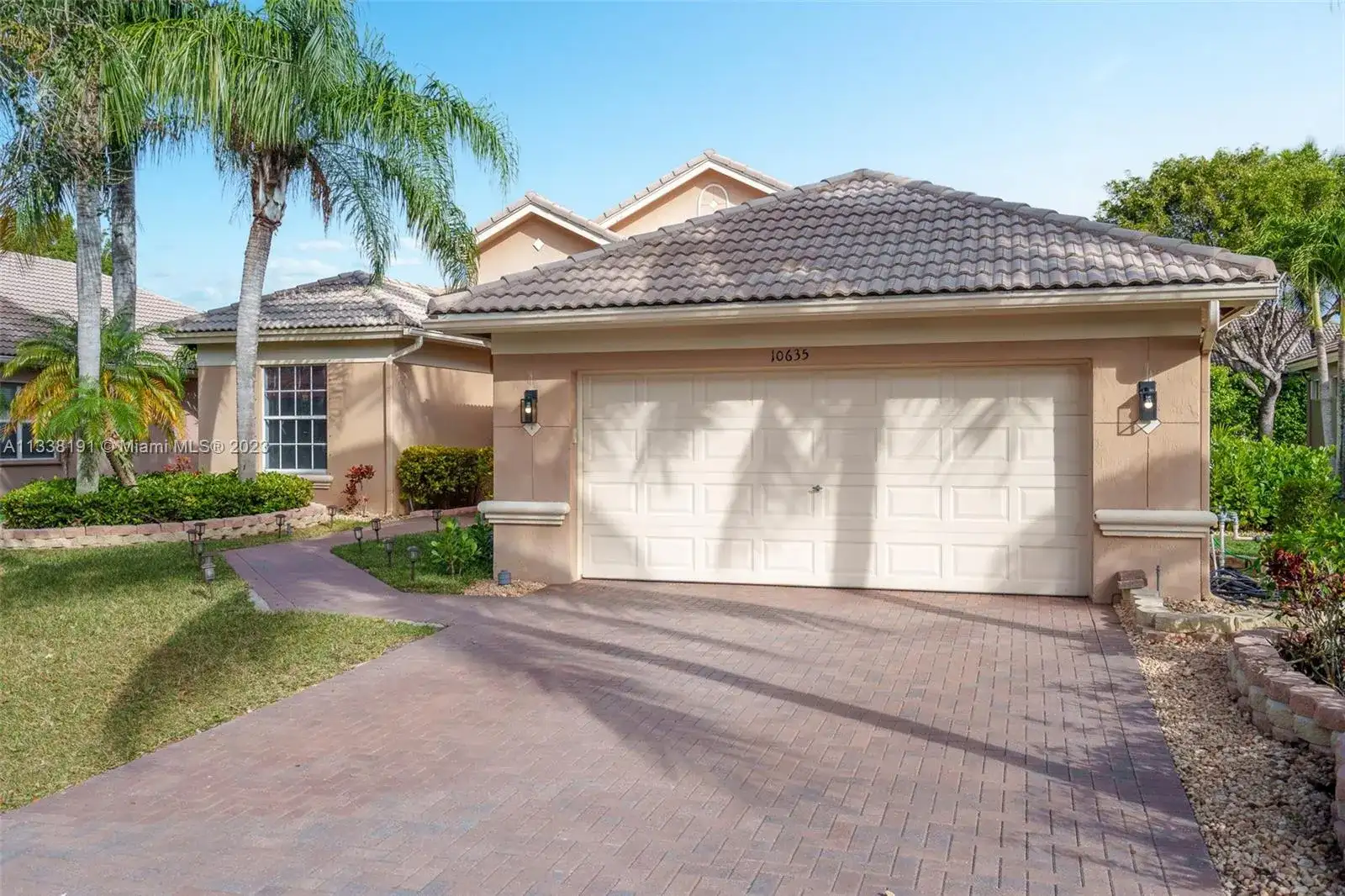 10635 NW 61st Ct, Parkland FL 33076 photo 2
