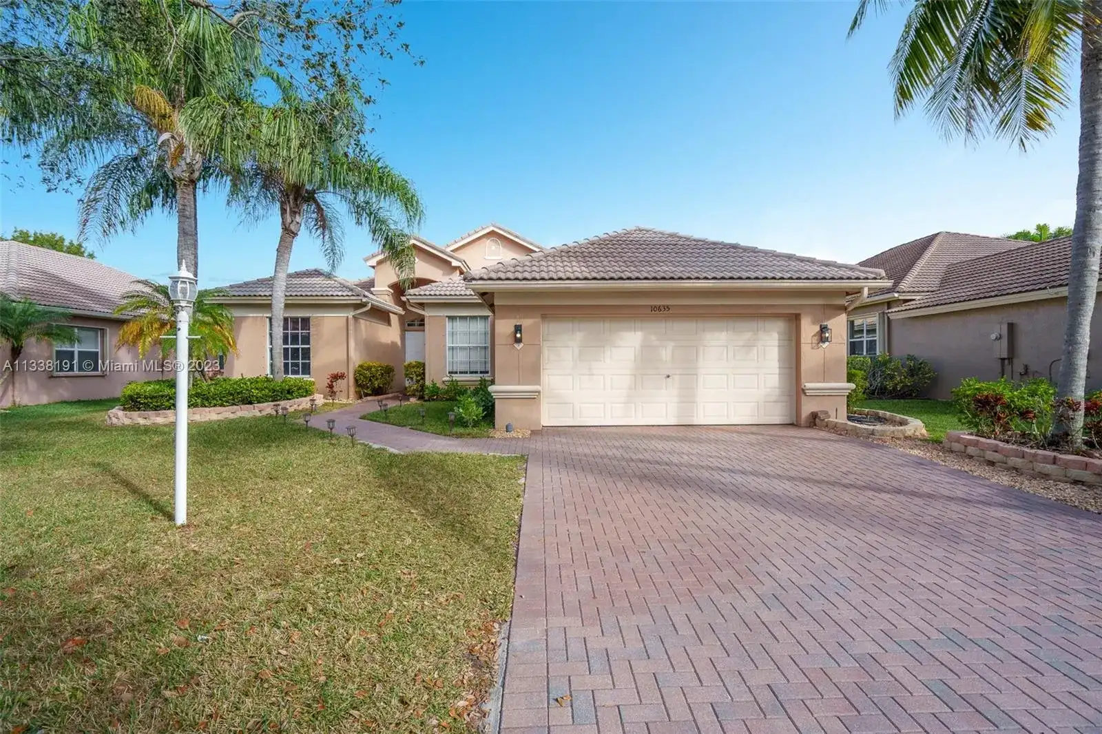 10635 NW 61st Ct, Parkland FL 33076 photo 3
