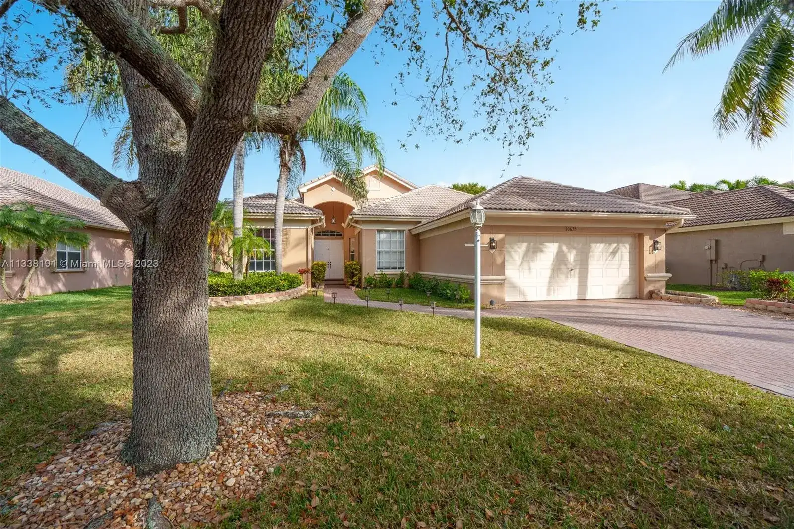 10635 NW 61st Ct, Parkland FL 33076 photo 4