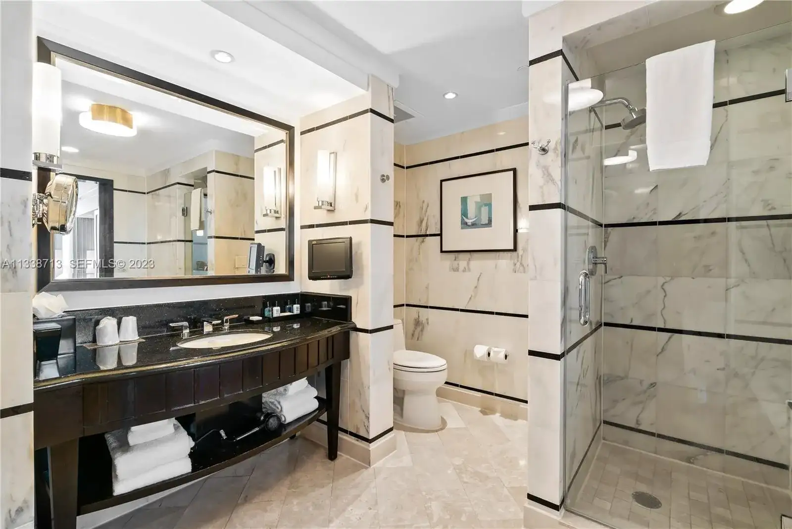 4391 Collins Ave, Miami Beach FL 33140 photo 5
