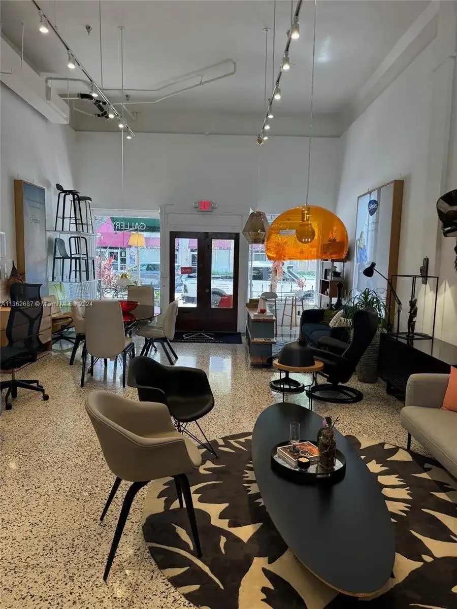 1628 Michigan Avenue, Miami Beach FL 33139 photo 3