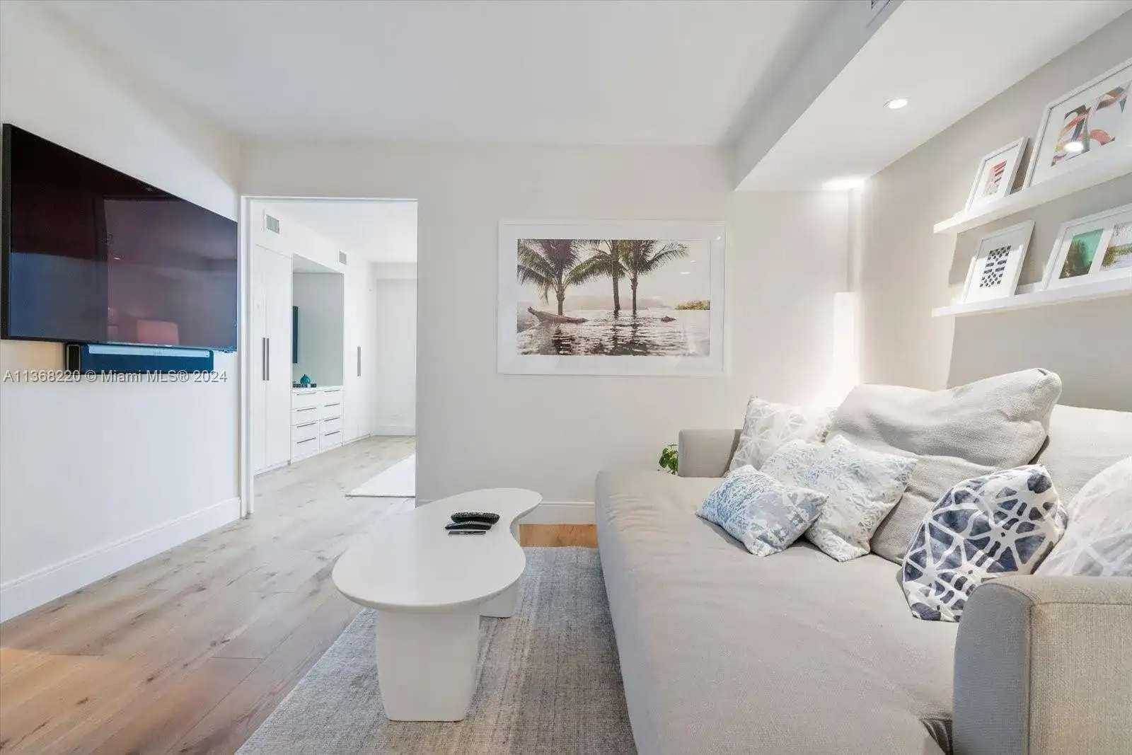 2301 Collins Ave, Miami Beach FL 33139 photo 4