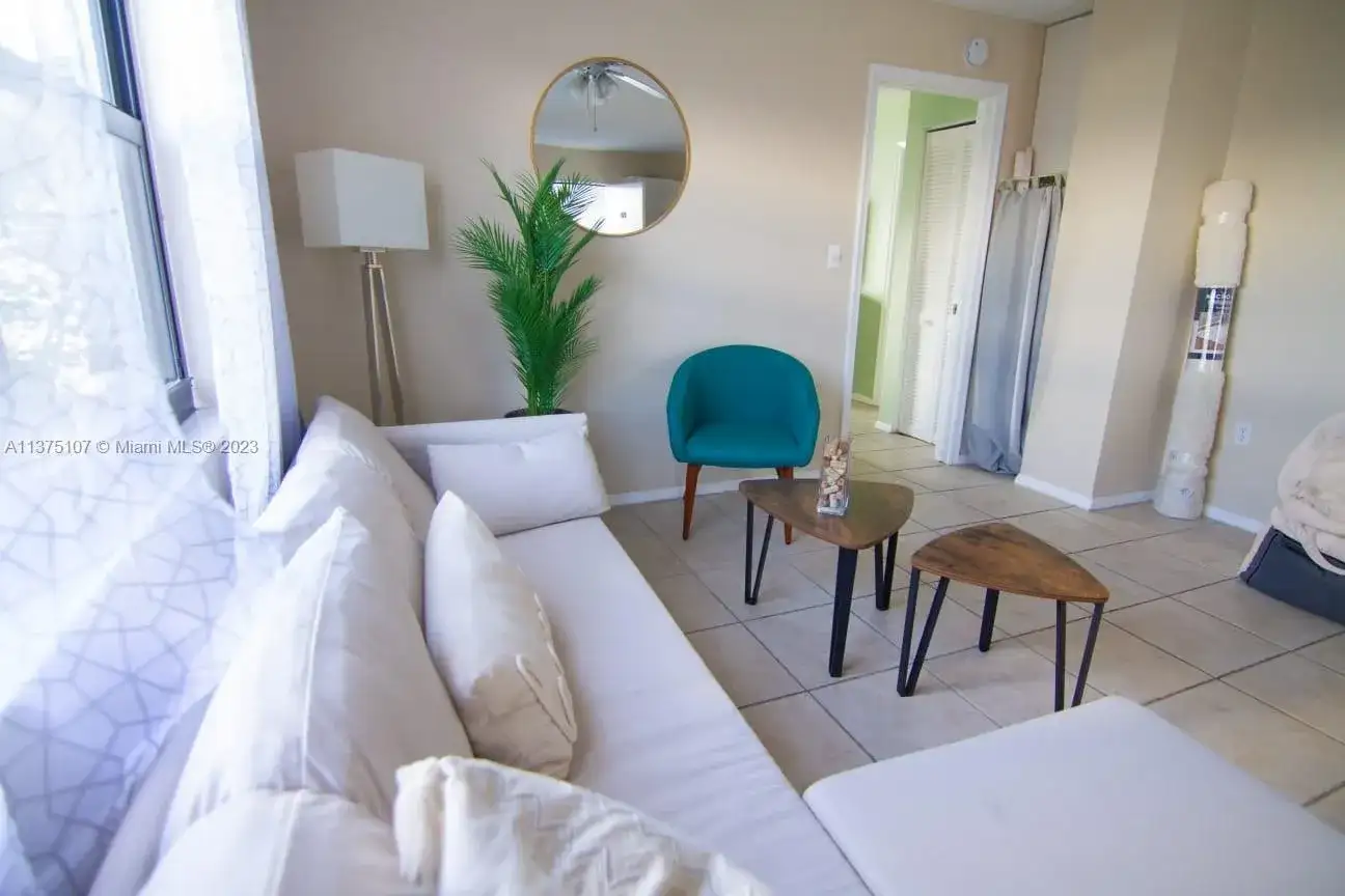 753 Michigan Ave # 2D, Miami Beach FL 33139 photo 3