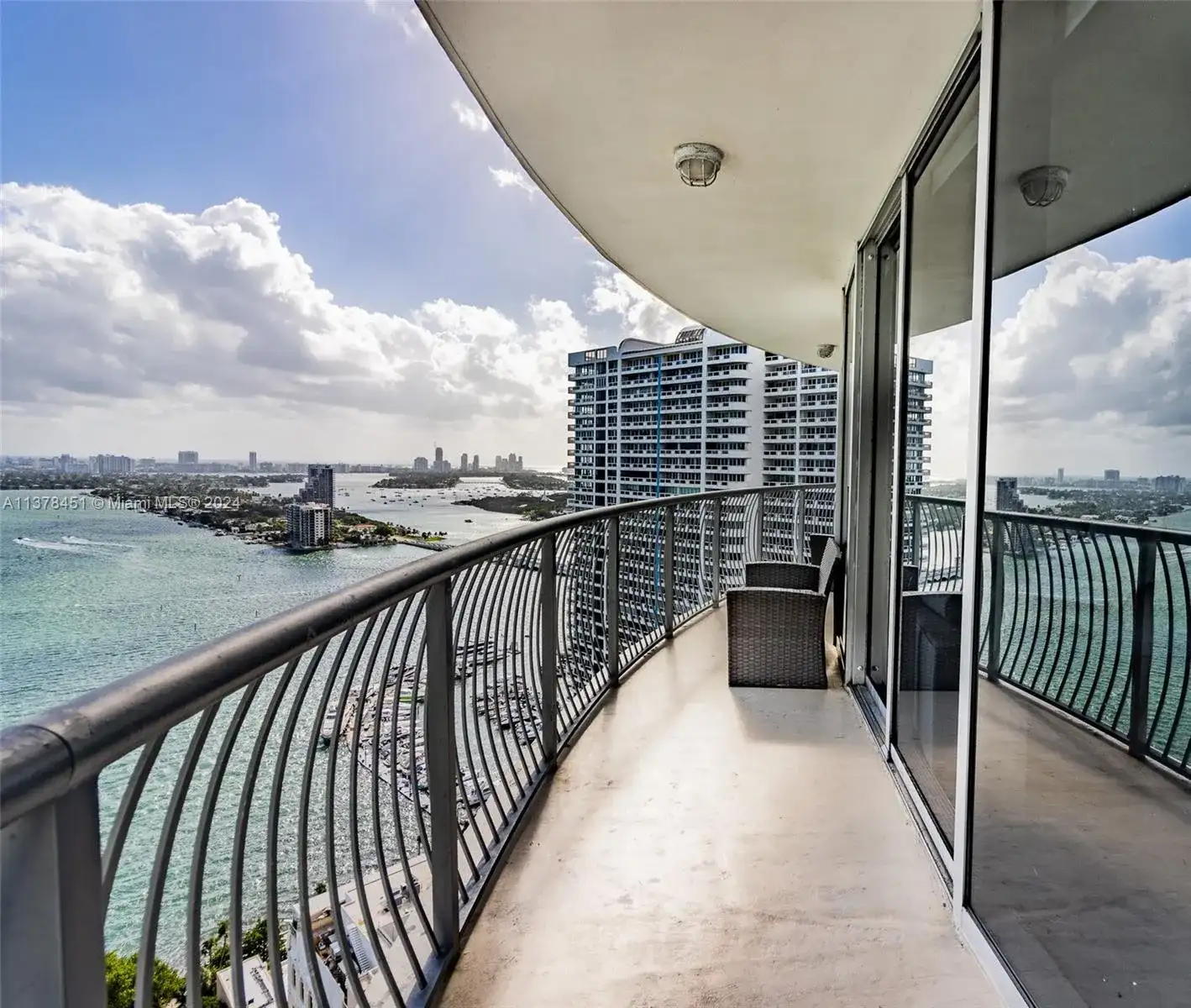 1750 N Bayshore Dr # 3201, Miami FL 33132 photo 2
