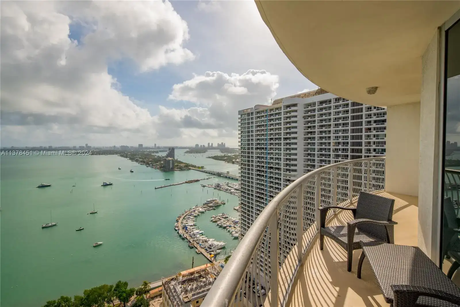 1750 N Bayshore Dr # 3201, Miami FL 33132 photo 3