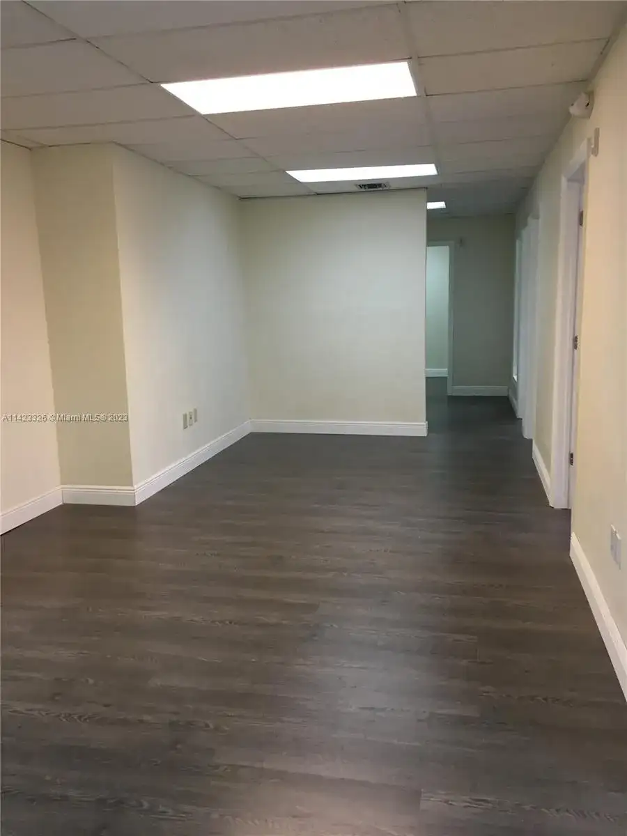 4995 NW 72nd Ave # 202, Miami FL 33166 photo 3