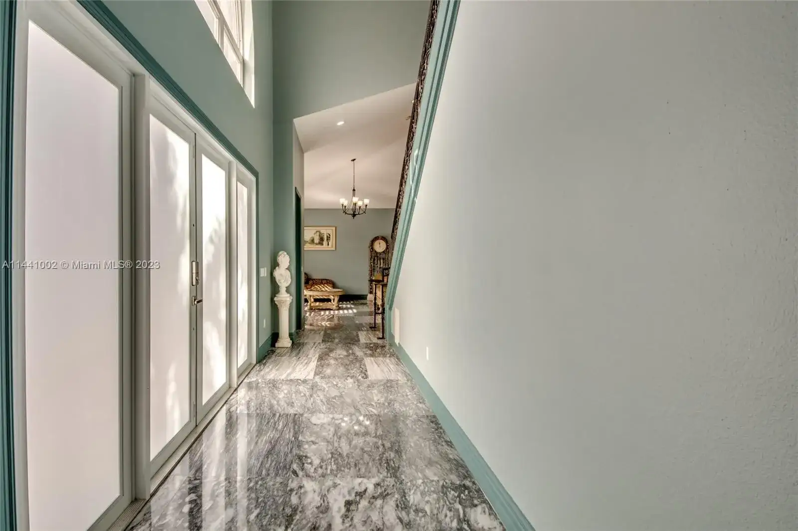 14370 McGregor Blvd, Fort Myers FL 33919 photo 4