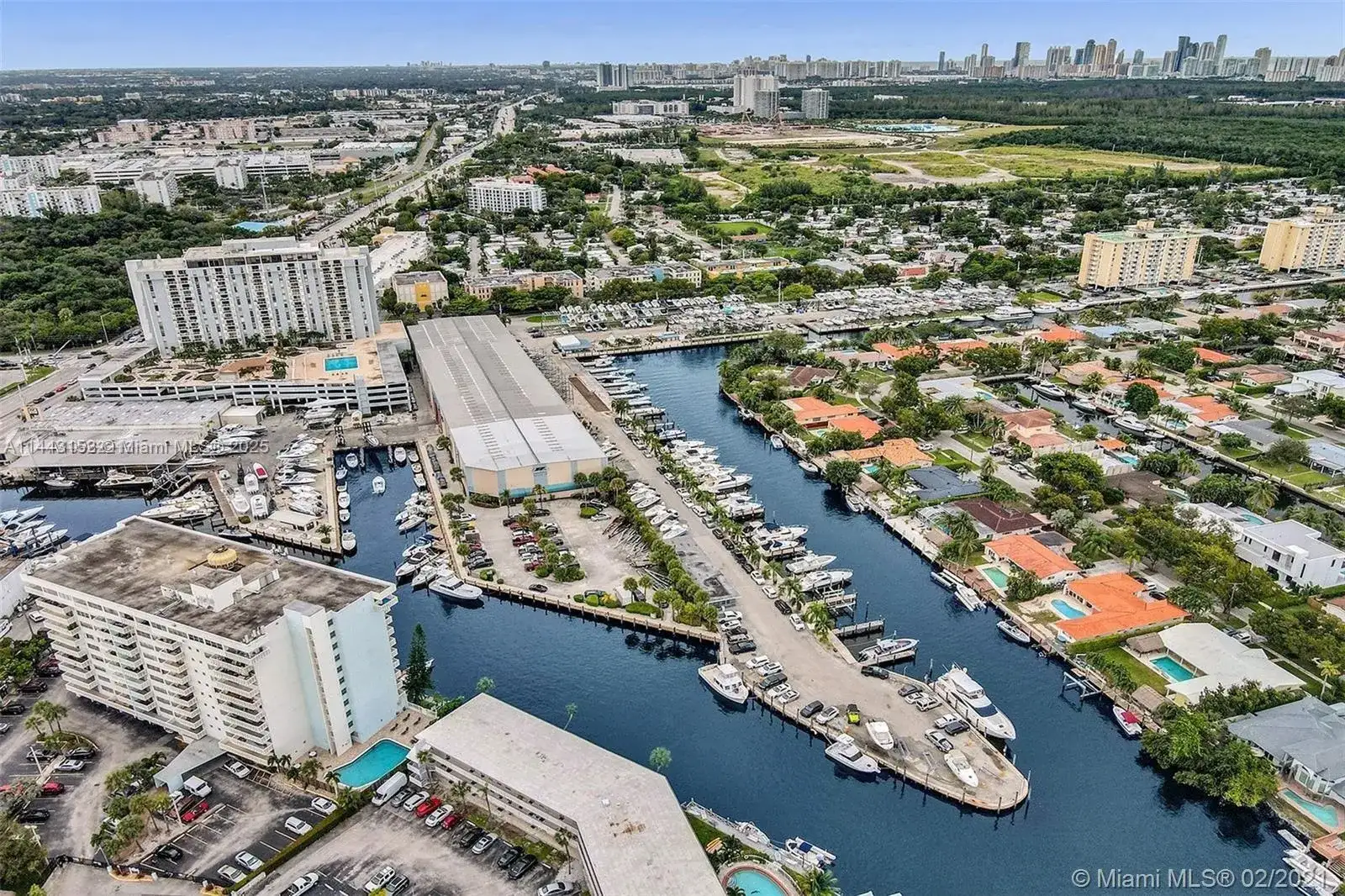 13499 Biscayne Blvd # 1513, North Miami FL 33181 photo 2