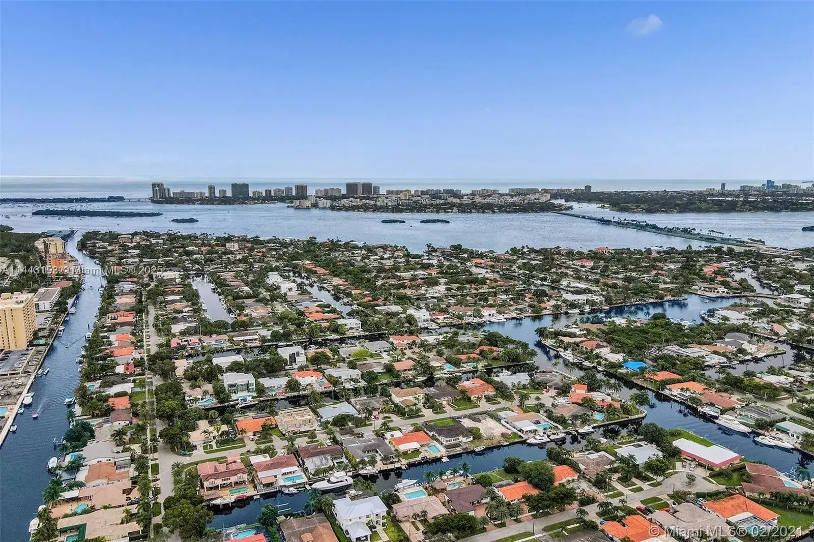 13499 Biscayne Blvd # 1513, North Miami FL 33181 photo 3