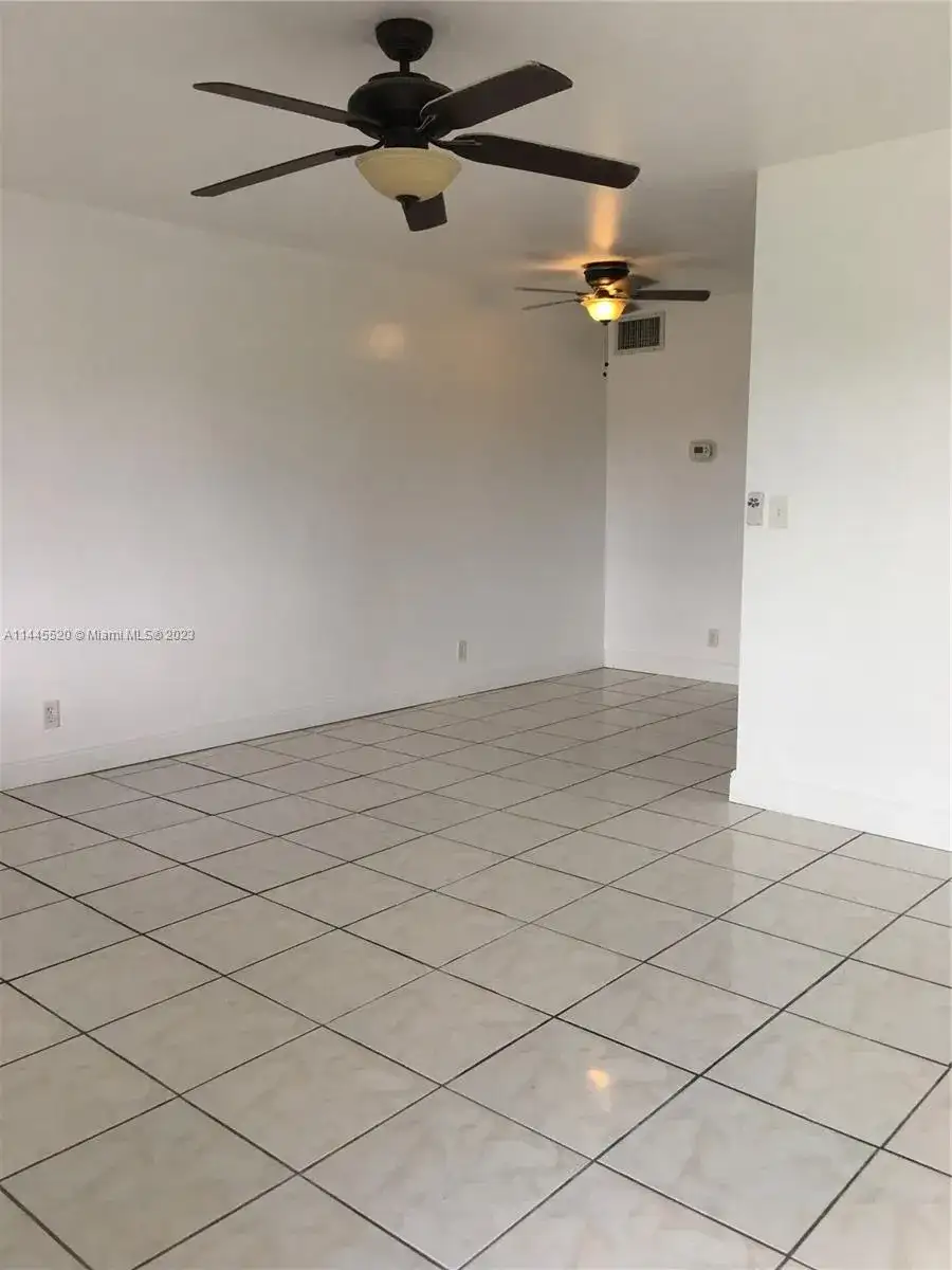 2121 NE 40th Ct # 6, Lighthouse Point FL 33064 photo 2