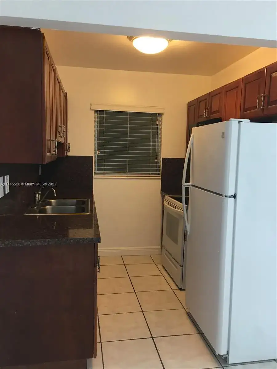 2121 NE 40th Ct # 6, Lighthouse Point FL 33064 photo 4
