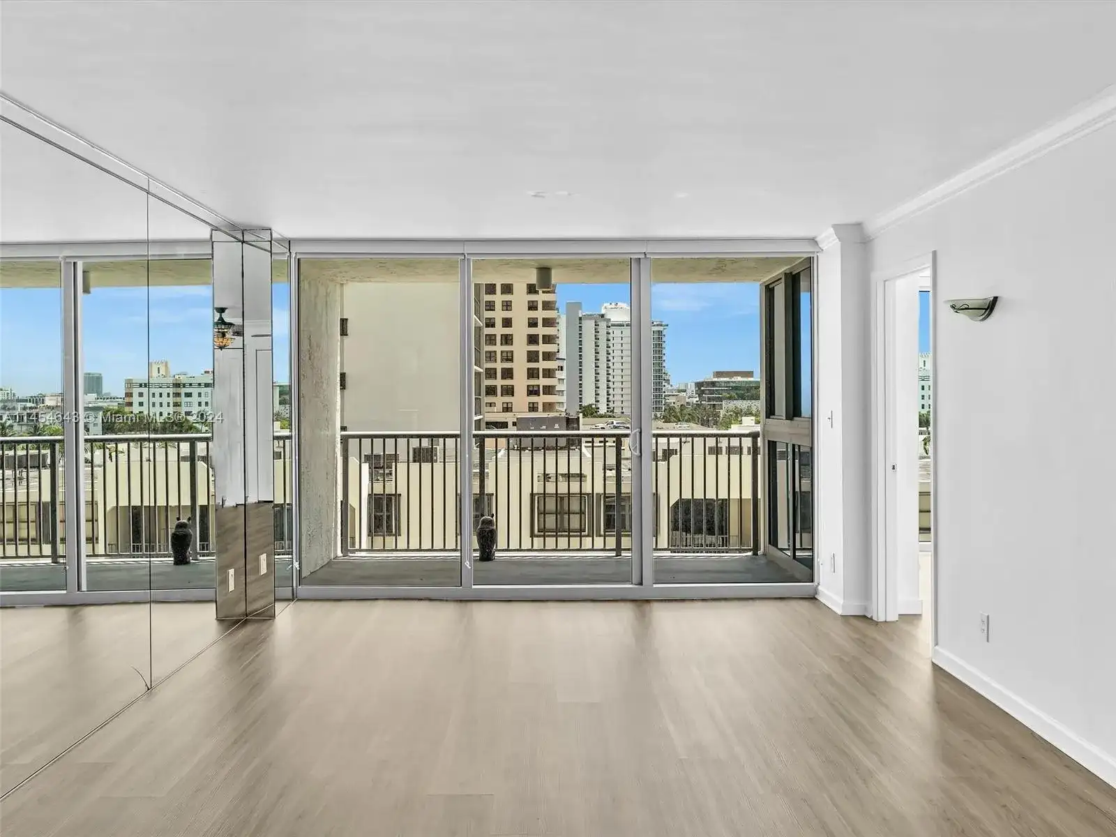 2655 Collins Ave # 706, Miami Beach FL 33140 photo 4