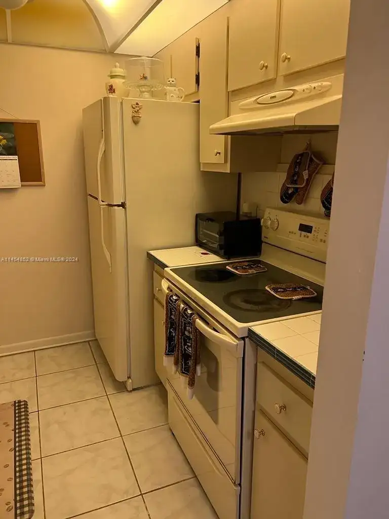 13250 SW 7th Ct # 110L, Pembroke Pines FL 33027 photo 5