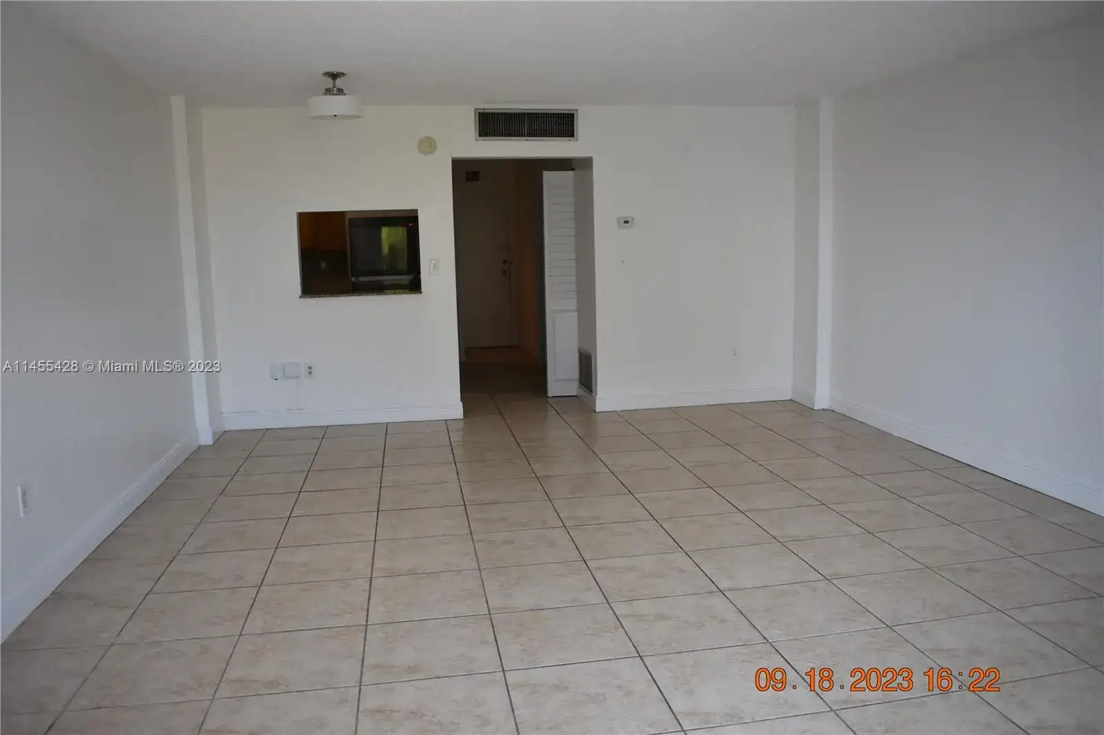 1470 NE 125th Ter # 304, North Miami FL 33161 photo 3
