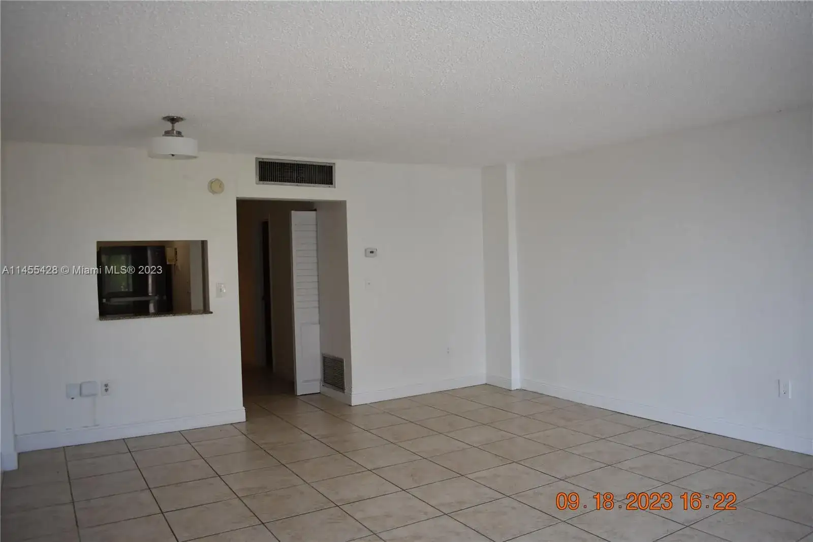1470 NE 125th Ter # 304, North Miami FL 33161 photo 4