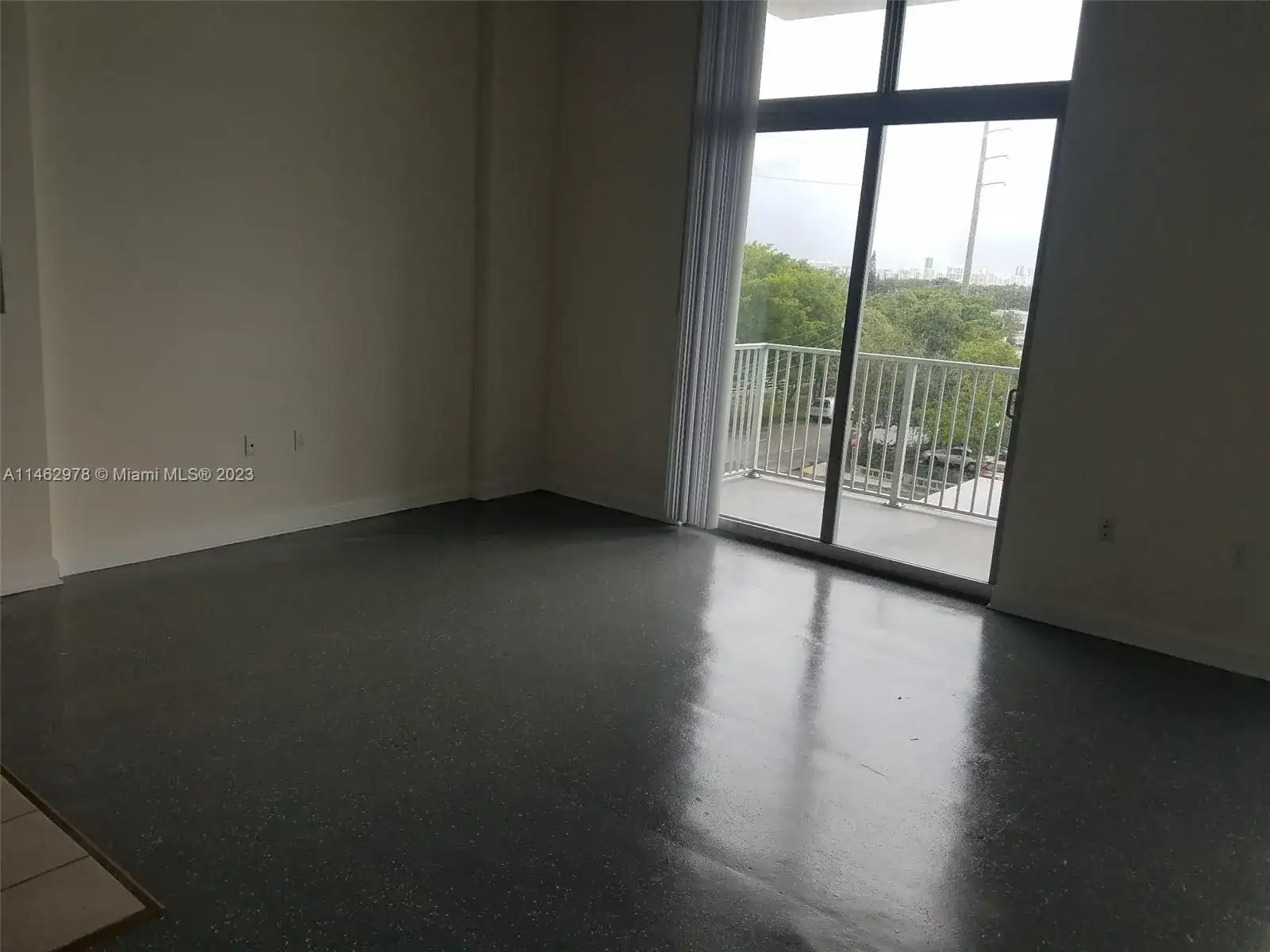 2100 VAN BUREN # 304, Hollywood FL 33020 photo 3