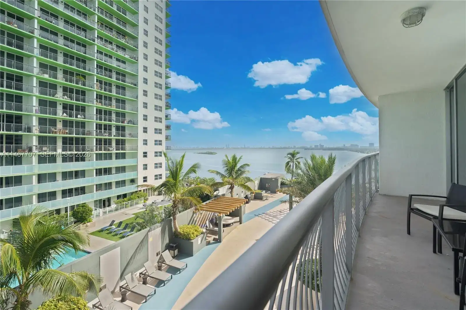 1750 N Bayshore Dr # 1405, Miami FL 33132 photo 3