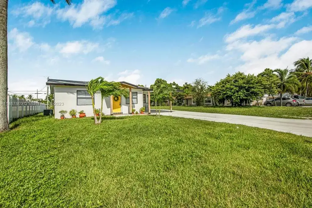 218 SW 10th Ave, Delray Beach FL 33444 photo 5