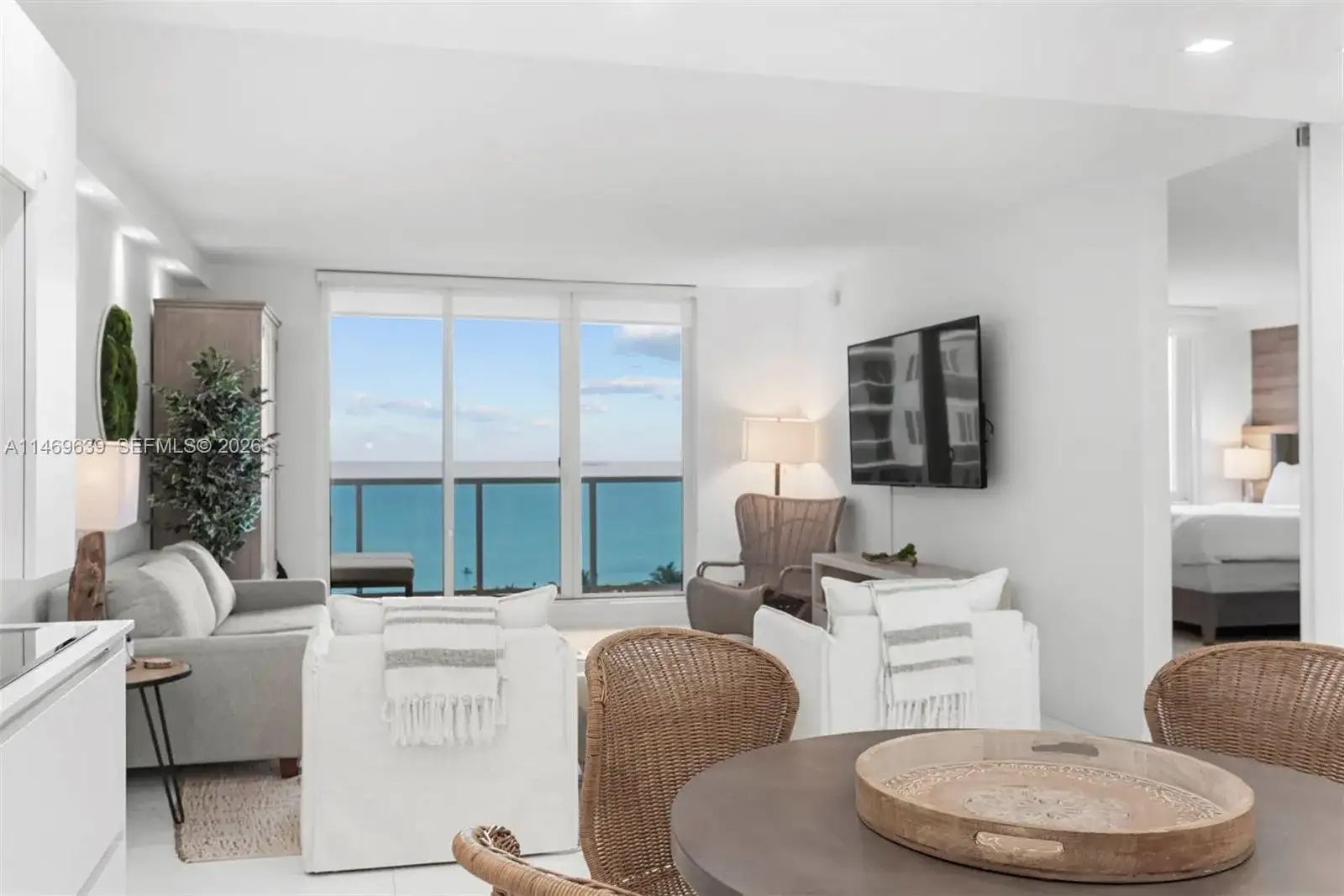 2301 Collins Ave # 940, Miami Beach FL 33139 photo 4