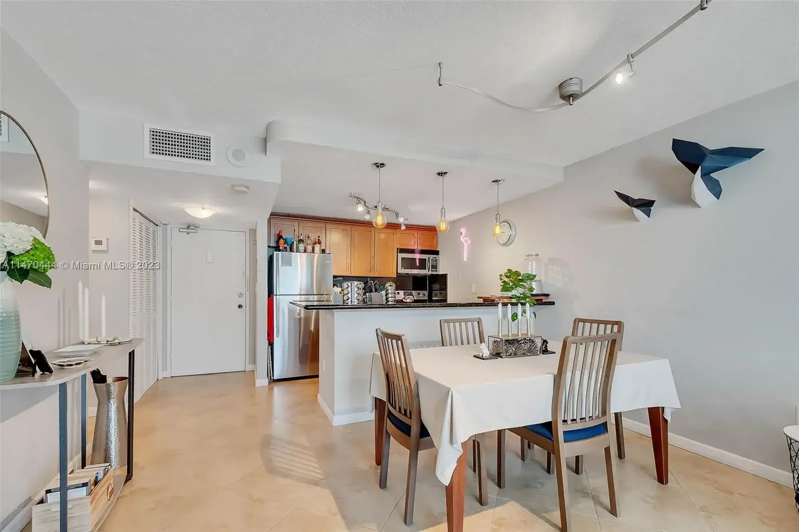 465 Ocean Dr # 804, Miami Beach FL 33139 photo 5