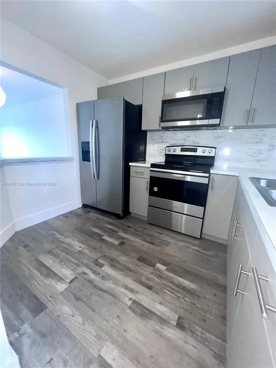 6715 W 26th Dr # 6, Hialeah FL 33016 photo 3