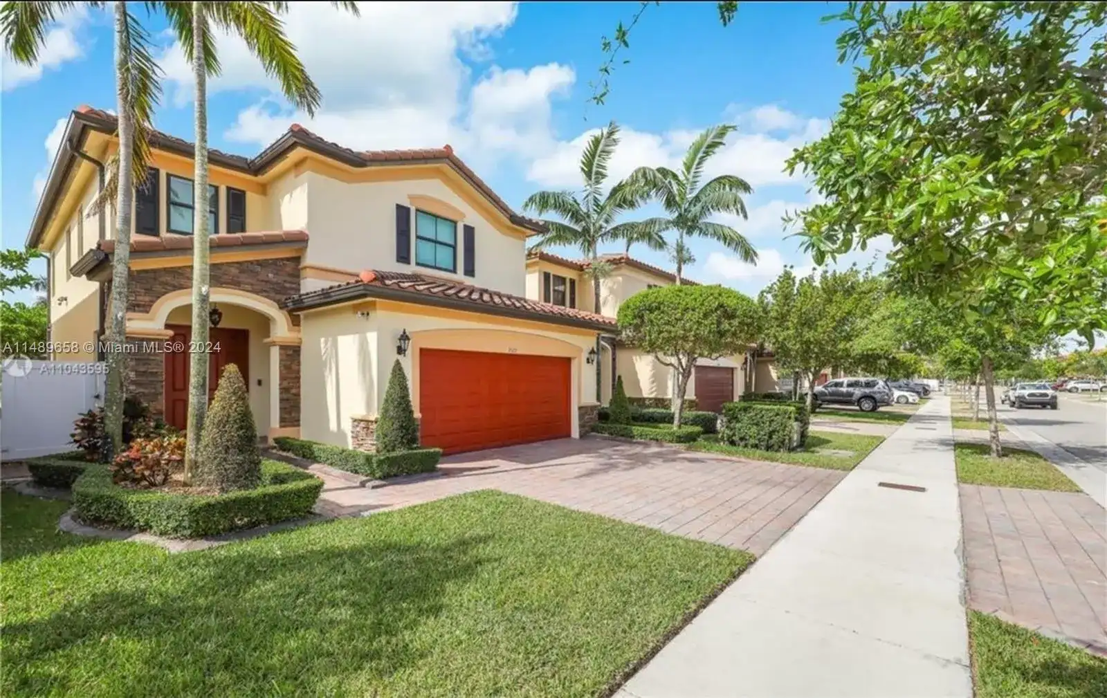 3522 W 88th St, Hialeah FL 33018 photo 3