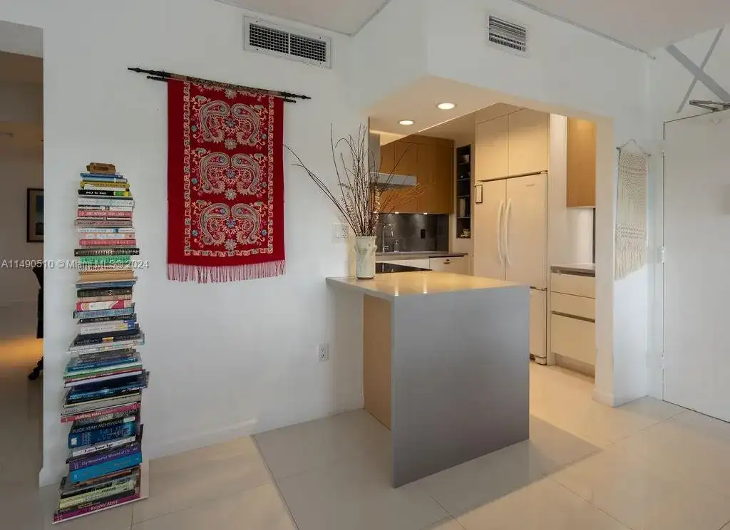 500 Bayview Dr # 221, Sunny Isles Beach FL 33160 photo 5