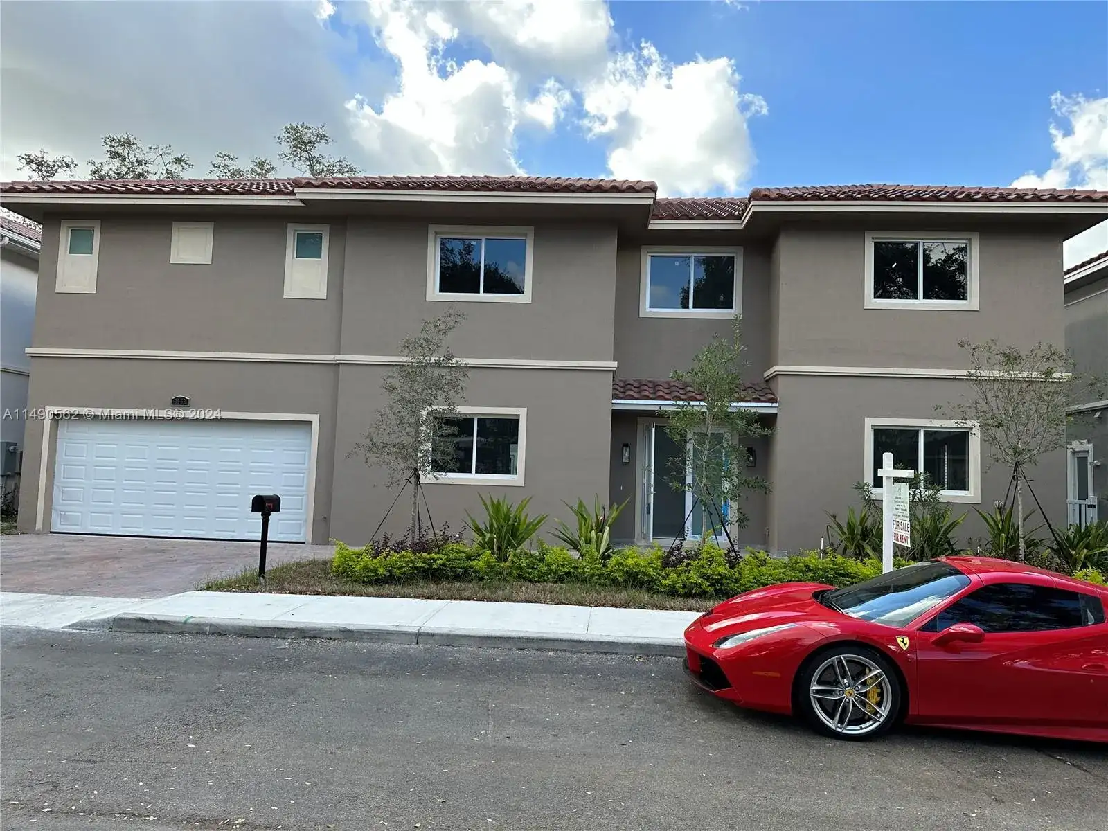 3562 Forest View Cir, Dania Beach FL 33312 photo 3