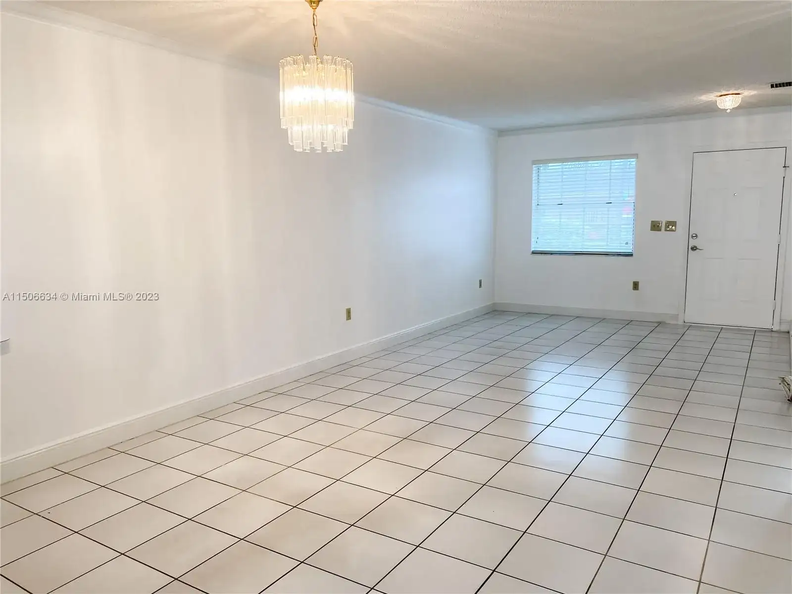 3810 SW 108th Ave # 4, Miami FL 33165 photo 2