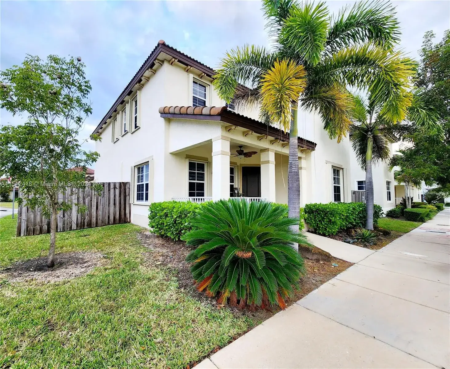 11487 SW 247th St, Miami FL 33032 photo 2
