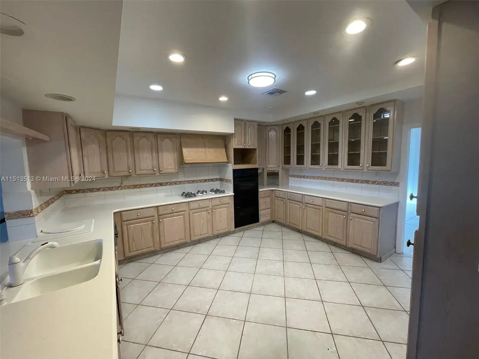 608 88th St, Surfside FL 33154 photo 5