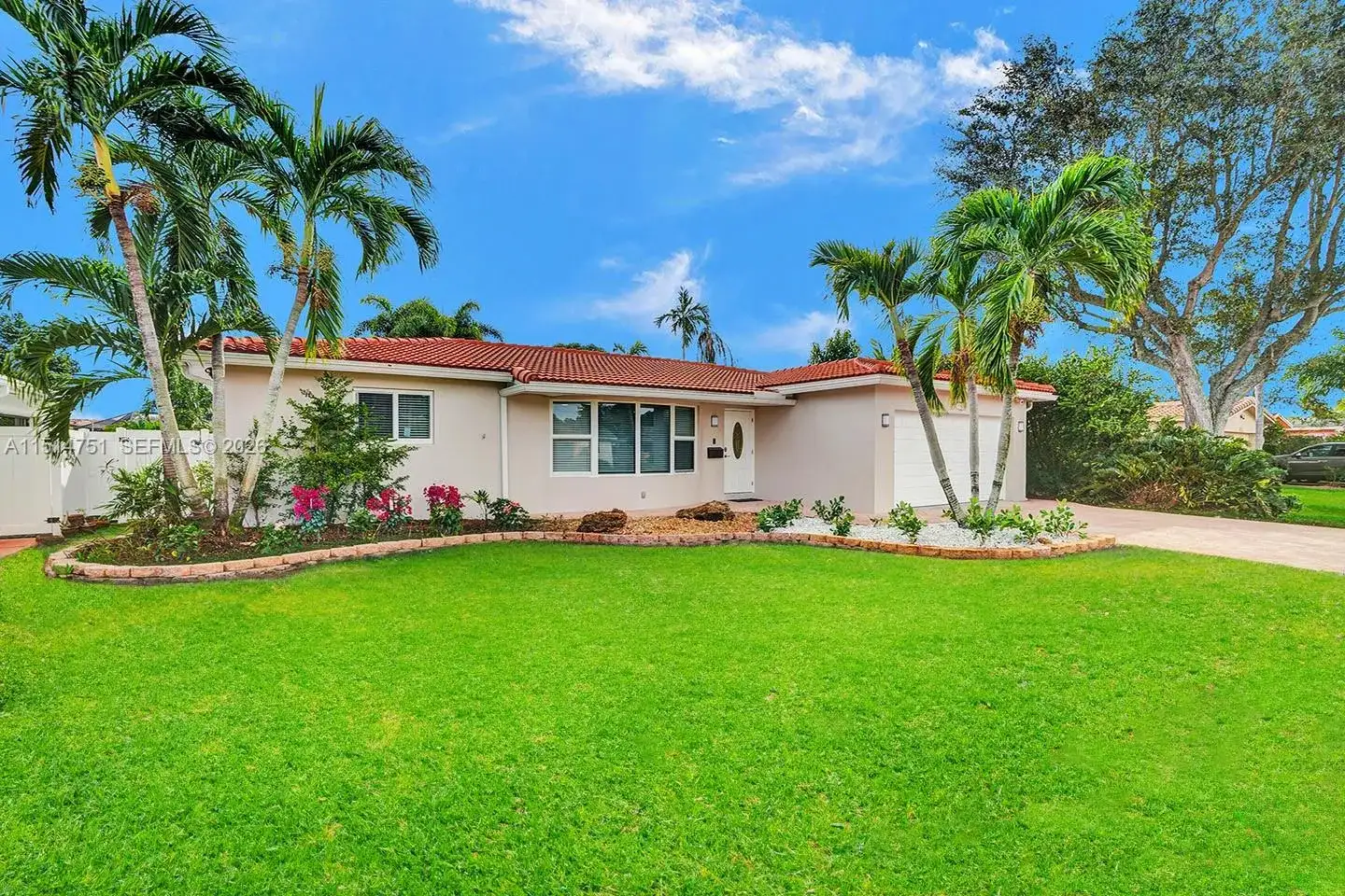 5500 Cleveland St, Hollywood FL 33021 photo 2