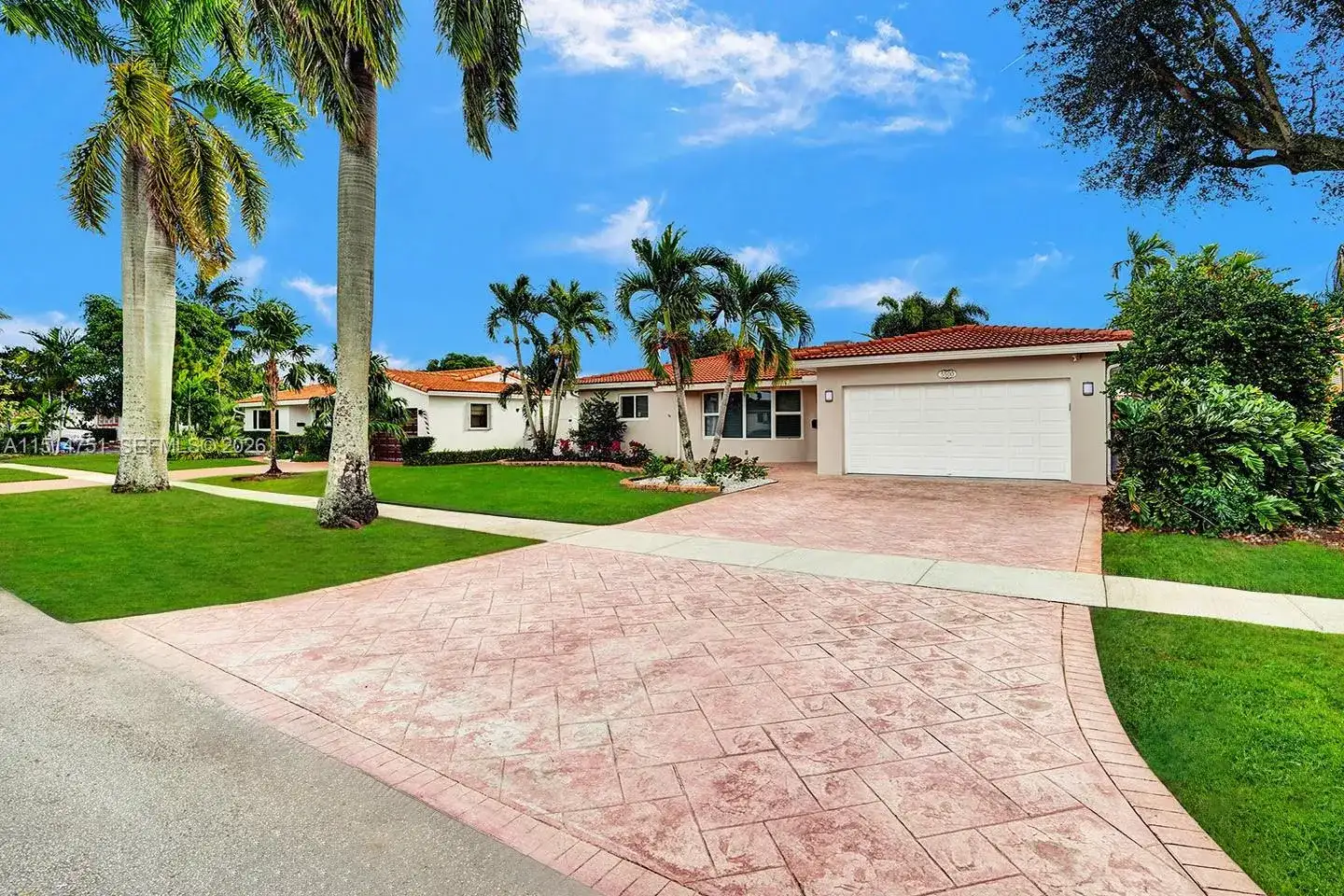 5500 Cleveland St, Hollywood FL 33021 photo 3
