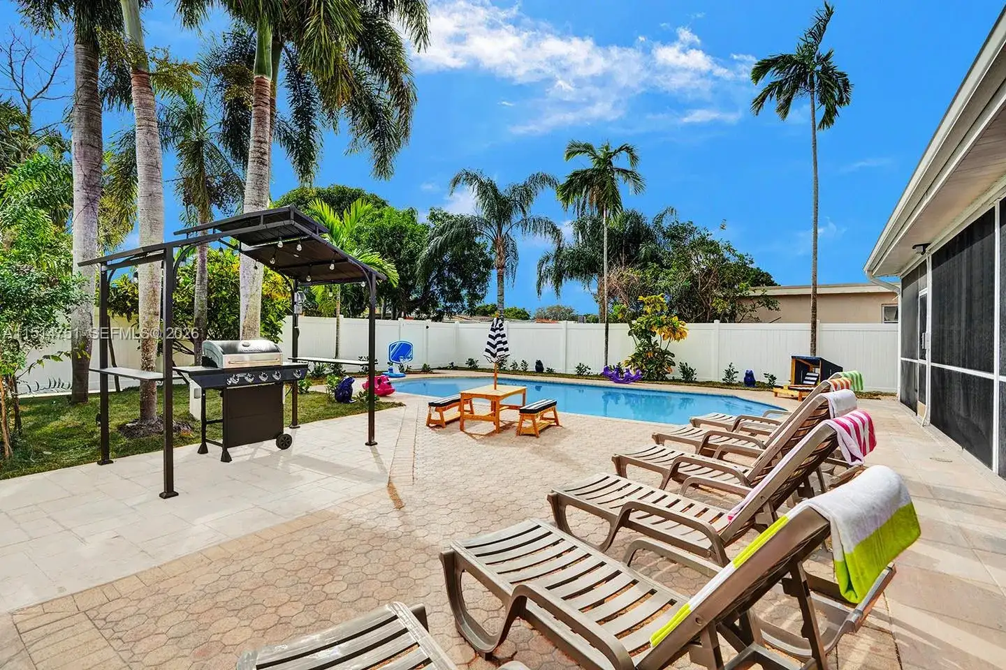5500 Cleveland St, Hollywood FL 33021 photo 5