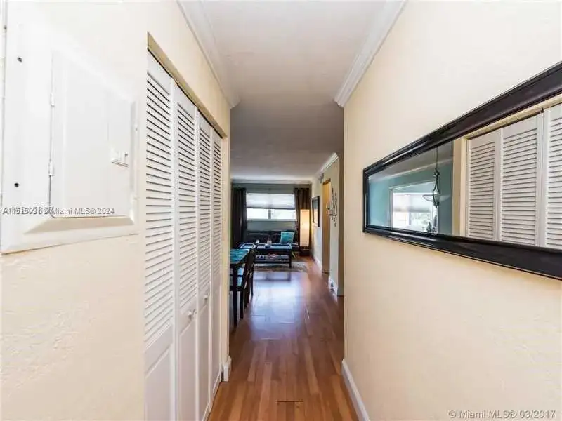 1881 Washington Ave # 3G, Miami Beach FL 33139 photo 4